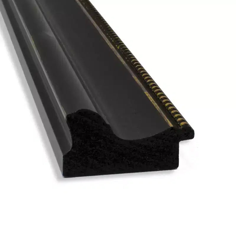 Specchio da parete stretto 42" x 31" in bronzo con finitura Accent non smussata