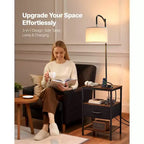 Lampada da terra con tavolo, tavolino a 3 livelli con cassetto e illuminazione a 3 temperature di colore, moderno comodino laterale con USB, marrone e nero