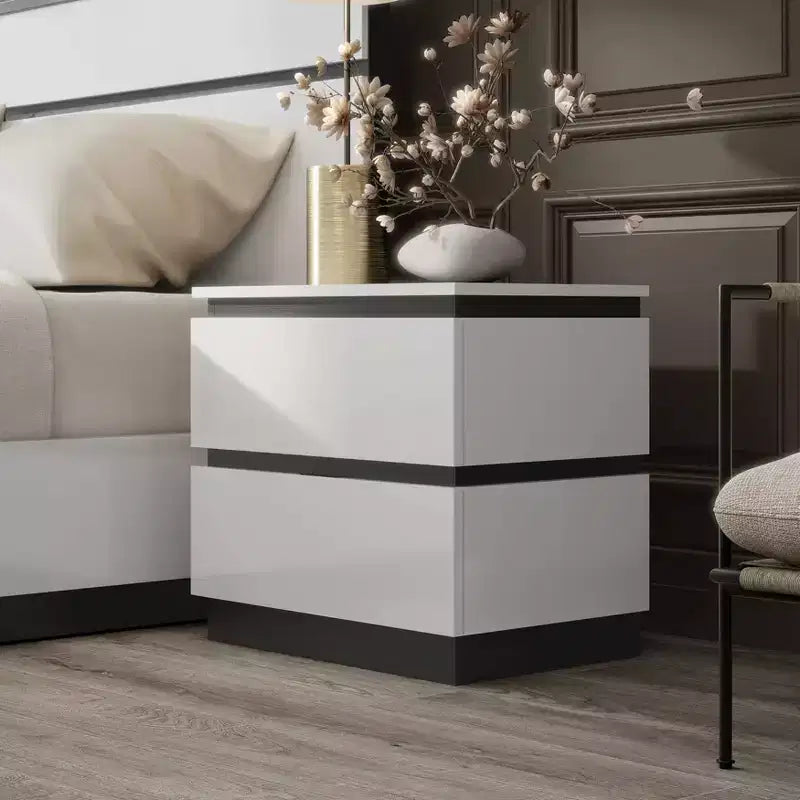Comodino a 2 cassetti con porte USB Bianco/Grigio metallizzato
